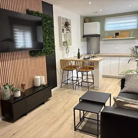 La By M Votre Escapade Amoureuse アパート Beaudignies