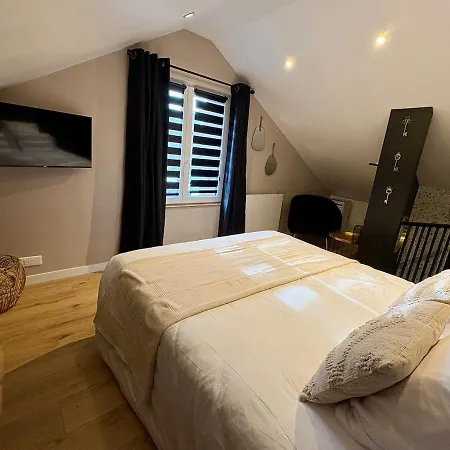 La By M Votre Escapade Amoureuse *