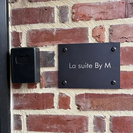 La By M Votre Escapade Amoureuse アパート Beaudignies